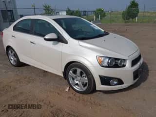 2013 Chevrolet Sonic LTZ с VIN 1G1JE5SB5D4195389, выставлен на аукционе IAAI как лот 42400418 с пробегом 27 607 миль миль и . История ставок и продаж доступна на DreamBid. Изображение 1.