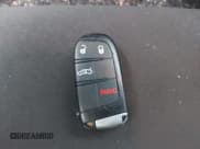 ✅ 2019 Dodge Challenger SXT • VIN: 2C3CDZAG9KH694434 • Lot: 40733183. Wystawiony na IAAI z przebiegiem 125 151 mil. Bezpłatny archiwum sprzedaży aukcyjnych z USA i szczegółowy raport historii pojazdu na DreamBid. Zdjęcie 11.