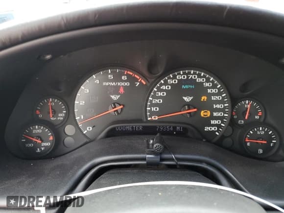 ✅ 2004 Chevrolet Corvette • VIN: 1G1YY32G745122850 • Лот: 65543845. Опубликован ранее на Copart с пробегом 79 354 миль. Бесплатный доступ к архиву аукционных продаж из США и подробный отчёт об истории автомобиля на DreamBid. Изображение 9.