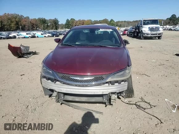 ✅ 2015 Chrysler 200 Limited • VIN: 1C3CCCABXFN748471 • Lot: 92502615. Listed on Copart with 164,102 mi. Free auction sales archive from the USA and detailed vehicle history report at DreamBid. Image 14.