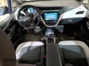 ✅ 2020 Chevrolet Bolt EV LT • VIN: 1G1FY6S00L4137125 • Lot: 49644975. Wystawiony na Copart z przebiegiem 88 785 mil. Bezpłatny archiwum sprzedaży aukcyjnych z USA i szczegółowy raport historii pojazdu na DreamBid. Zdjęcie 8.
