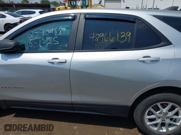 ✅ 2022 Chevrolet Equinox LS • VIN: 3GNAXHEV6NS146011 • Lot: 42966139. Listed on IAAI with 45,459 mi. Free auction sales archive from the USA and detailed vehicle history report at DreamBid. Image 13.