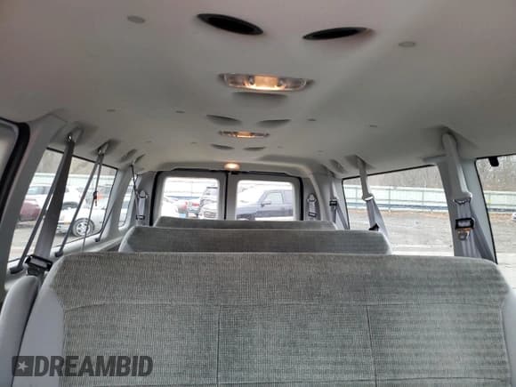 ✅ 2004 Ford Econoline Passenger XL • VIN: 1FBSS31L64HA57005 • Lot: 81564974. Listed on Copart with 140,859 mi. Free auction sales archive from the USA and detailed vehicle history report at DreamBid. Image 10.