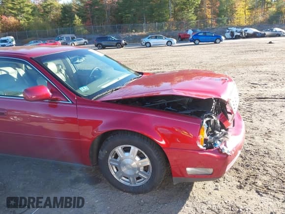 ✅ 2003 Cadillac DeVille • VIN: 1G6KD54Y43U185776 • Lot: 43408996. Wystawiony na IAAI z przebiegiem 96 592 mil. Bezpłatny archiwum sprzedaży aukcyjnych z USA i szczegółowy raport historii pojazdu na DreamBid. Zdjęcie 6.
