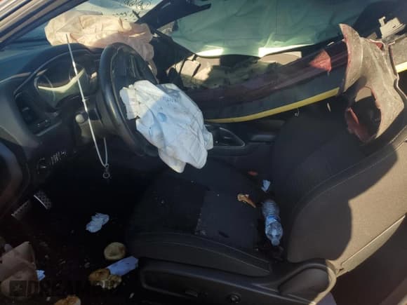 ✅ 2021 Dodge Challenger R/T Scat Pack • VIN: 2C3CDZFJ3MH651358 • Lot: 80202693. Wystawiony na Copart z przebiegiem 28 647 mil. Bezpłatny archiwum sprzedaży aukcyjnych z USA i szczegółowy raport historii pojazdu na DreamBid. Zdjęcie 7.