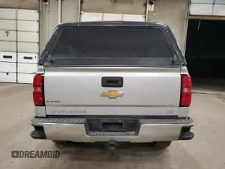 ✅ 2019 Chevrolet Silverado 1500 LT • VIN: 2GCVKPEC9K1214990 • Lot: 81932174. Wystawiony na Copart z przebiegiem 60 809 mil. Bezpłatny archiwum sprzedaży aukcyjnych z USA i szczegółowy raport historii pojazdu na DreamBid. Zdjęcie 6.