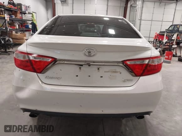 ✅ 2015 Toyota Camry XSE • VIN: 4T1BK1FK2FU563436 • Лот: 40022438. Опубликован ранее на IAAI с пробегом 86 136 миль. Бесплатный доступ к архиву аукционных продаж из США и подробный отчёт об истории автомобиля на DreamBid. Изображение 16.