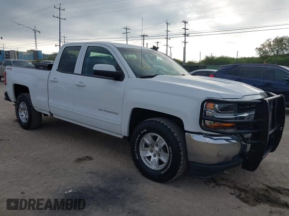 ✅ 2019 Chevrolet Silverado 1500 LT • VIN: 2GCVKPEC2K1205418 • Lot: 43473730. Wystawiony na IAAI z przebiegiem 109 609 mil. Bezpłatny archiwum sprzedaży aukcyjnych z USA i szczegółowy raport historii pojazdu na DreamBid. Zdjęcie 1.
