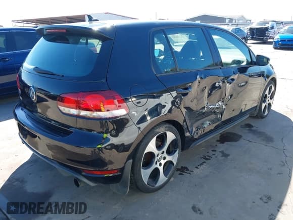✅ 2012 Volkswagen Golf GTI • VIN: WVWHV7AJ7CW261082 • Lot: 43621843. Listed on IAAI with 105,762 mi. Free auction sales archive from the USA and detailed vehicle history report at DreamBid. Image 4.