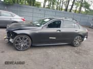 ✅ 2025 Mercedes-Benz C 43 AMG • VIN: W1KAF8HB1SR256613 • Lot: 42376954. Listed on IAAI with 1,570 mi. Free auction sales archive from the USA and detailed vehicle history report at DreamBid. Image 14.