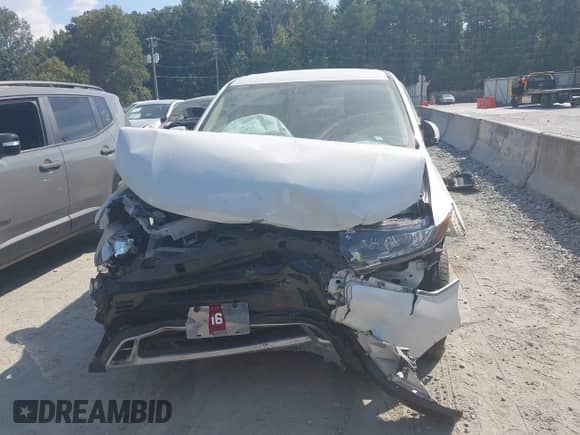 2019 Mitsubishi Outlander SE with VIN JA4AD3A36KZ035377, listed as a IAAI auction lot 43218904 with 170,000 mi miles and . Bid and sale history available at DreamBid. Image 12.