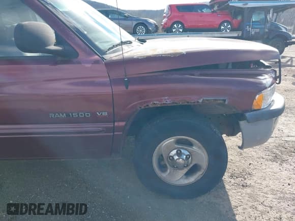 ✅ 2001 Dodge 1500 • VIN: 3B7HC13Y51G760732 • Lot: 43818005. Listed on IAAI with 159,574 mi. Free auction sales archive from the USA and detailed vehicle history report at DreamBid. Image 17.