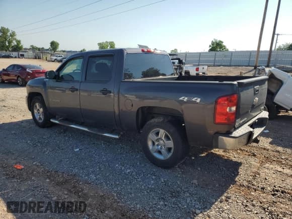 ✅ 2011 Chevrolet Silverado 1500 1HY • VIN: 3GCUKUEJ1BG109845 • Lot: 55251695. Listed on Copart with 131,940 mi. Free auction sales archive from the USA and detailed vehicle history report at DreamBid. Image 2.