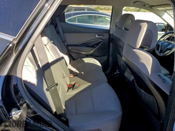 ✅ 2018 Hyundai Santa Fe 2.4L • VIN: 5NMZT3LB7JH072067 • Lot: 96152015. Listed on Copart with 167,672 mi. Free auction sales archive from the USA and detailed vehicle history report at DreamBid. Image 11.