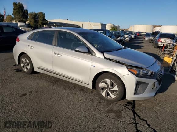 2017 Hyundai Ioniq SEL с VIN KMHC75LCXHU021482, выставлен на аукционе Copart как лот 75909034 с пробегом 65 216 миль миль и Списание • Salvage title. История ставок и продаж доступна на DreamBid. Изображение 4.