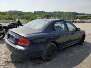 ✅ 2003 Hyundai Sonata • VIN: KMHWF25S53A777301 • Lot: 60710775. Wystawiony na Copart z przebiegiem 139 640 mil. Bezpłatny archiwum sprzedaży aukcyjnych z USA i szczegółowy raport historii pojazdu na DreamBid. Zdjęcie 3.