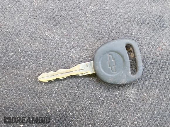 ✅ 2003 Chevrolet S-10 LS • VIN: 1GCCS19X638100820 • Лот: 42223688. Опубликован ранее на IAAI с пробегом 212 545 миль. Бесплатный доступ к архиву аукционных продаж из США и подробный отчёт об истории автомобиля на DreamBid. Изображение 11.