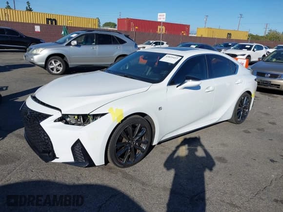 ✅ 2023 Lexus IS 350 F Sport • VIN: JTHGZ1B23P5067180 • Lot: 43835413. Listed on IAAI with 31,912 mi. Free auction sales archive from the USA and detailed vehicle history report at DreamBid. Image 18.