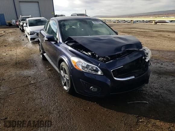 ✅ 2013 Volvo C30 T5 • VIN: YV1672MK4D2309567 • Lot: 86339914. Listed on Copart with 54,006 mi. Free auction sales archive from the USA and detailed vehicle history report at DreamBid. Image 13.