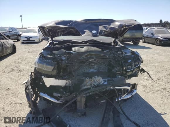 ✅ 2024 BMW 5 Series 540i xDrive • VIN: WBA63FJ06RCR29413 • Lot: 74137104. Wystawiony na Copart z przebiegiem Nie podano. Bezpłatny archiwum sprzedaży aukcyjnych z USA i szczegółowy raport historii pojazdu na DreamBid. Zdjęcie 5.