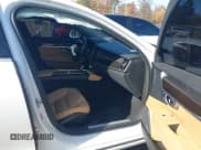 ✅ 2018 Volvo S90 Momentum • VIN: LVY992MK2JP036505 • Лот: 43608517. Опубликован ранее на IAAI с пробегом 119 174 миль. Бесплатный доступ к архиву аукционных продаж из США и подробный отчёт об истории автомобиля на DreamBid. Изображение 5.