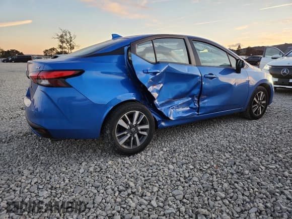 ✅ 2021 Nissan Versa SV • VIN: 3N1CN8EV4ML865471 • Lot: 91514595. Listed on Copart with 69,109 mi. Free auction sales archive from the USA and detailed vehicle history report at DreamBid. Image 3.