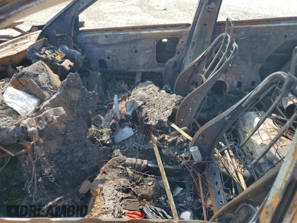 ✅ 2010 Subaru Outback Premium • VIN: 4S4BRBBC1A3361007 • Lot: 71124885. Listed on Copart with Not provided. Free auction sales archive from the USA and detailed vehicle history report at DreamBid. Image 7.