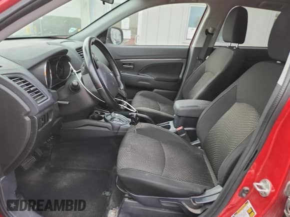 2016 Mitsubishi Outlander ES with VIN JA4AP3AUXGZ065196, listed as a Copart auction lot 84799705 with 113,780 mi miles and Salvage title. Bid and sale history available at DreamBid. Image 7.