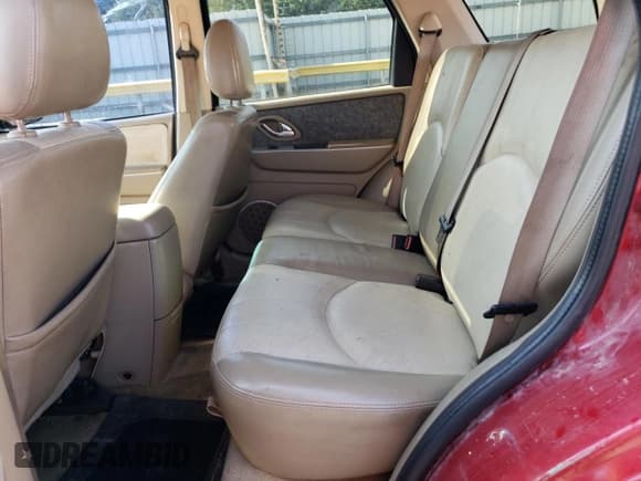 ✅ 2006 Mercury Mariner Hybrid • VIN: 4M2CU98H16KJ16041 • Lot: 62182264. Listed on Copart with 242,209 mi. Free auction sales archive from the USA and detailed vehicle history report at DreamBid. Image 11.