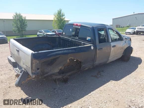 2004 Dodge 1500 SLT с VIN 1D7HU18D04S597123, выставлен на аукционе IAAI как лот 42877219 с пробегом 301 490 миль миль и . История ставок и продаж доступна на DreamBid. Изображение 4.