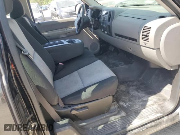 ✅ 2009 Chevrolet Silverado 1500 Work Truck • VIN: 1GCEC19X99Z139104 • Lot: 70810115. Wystawiony na Copart z przebiegiem 112 295 mil. Bezpłatny archiwum sprzedaży aukcyjnych z USA i szczegółowy raport historii pojazdu na DreamBid. Zdjęcie 8.