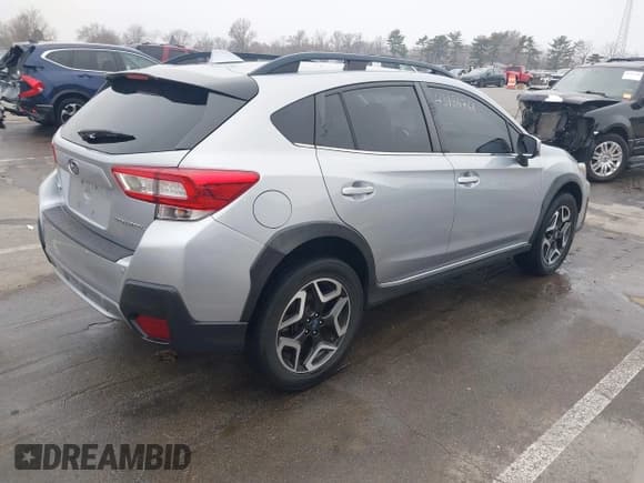 ✅ 2019 Subaru Crosstrek Limited • VIN: JF2GTAMC5K8280374 • Lot: 43736766. Listed on IAAI with 92,372 mi. Free auction sales archive from the USA and detailed vehicle history report at DreamBid. Image 4.