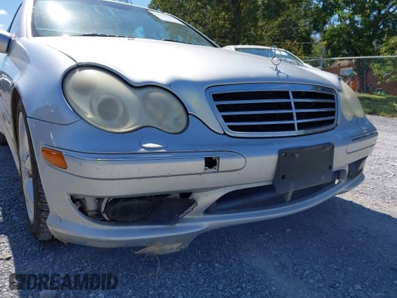 ✅ 2006 Mercedes-Benz C 230 Sport • VIN: WDBRF52H26F751918 • Lot: 43149750. Listed on IAAI with 227,024 mi. Free auction sales archive from the USA and detailed vehicle history report at DreamBid. Image 19.