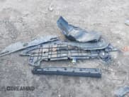 ✅ 2008 Dodge 1500 ST • VIN: 1D7HA16K18J212206 • Lot: 43668762. Wystawiony na IAAI z przebiegiem 300 030 mil. Bezpłatny archiwum sprzedaży aukcyjnych z USA i szczegółowy raport historii pojazdu na DreamBid. Zdjęcie 12.