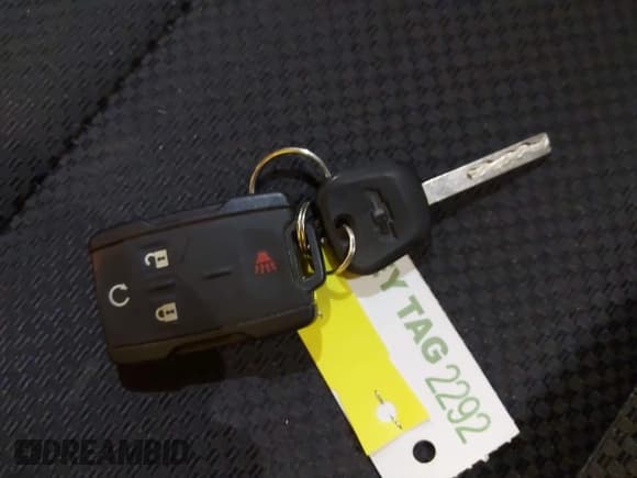 ✅ 2017 Chevrolet Silverado 2500HD LT • VIN: 1GC1KVEG1HF165291 • Lot: 41530770. Listed on IAAI with 72,628 mi. Free auction sales archive from the USA and detailed vehicle history report at DreamBid. Image 11.