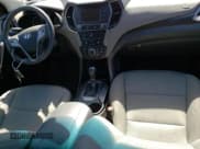 ✅ 2017 Hyundai Santa Fe 2.4L • VIN: 5XYZTDLB7HG382200 • Лот: 61921833. Опубликован ранее на Copart с пробегом 149 376 миль. Бесплатный доступ к архиву аукционных продаж из США и подробный отчёт об истории автомобиля на DreamBid. Изображение 8.