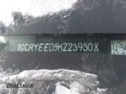 ✅ 2019 Chevrolet Silverado 1500 RST • VIN: 1GCRYEED5KZ239308 • Lot: 41024575. Wystawiony na IAAI z przebiegiem 50 618 mil. Bezpłatny archiwum sprzedaży aukcyjnych z USA i szczegółowy raport historii pojazdu na DreamBid. Zdjęcie 9.