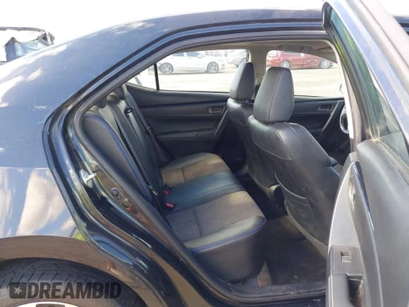 ✅ 2018 Toyota Corolla LE • VIN: 2T1BURHE4JC990014 • Lot: 43615119. Listed on IAAI with 244,368 mi. Free auction sales archive from the USA and detailed vehicle history report at DreamBid. Image 8.