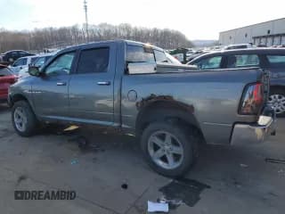 ✅ 2010 Dodge 1500 SLT • VIN: 1D7RV1CT2AS129373 • Lot: 87654915. Wystawiony na Copart z przebiegiem 278 390 mil. Bezpłatny archiwum sprzedaży aukcyjnych z USA i szczegółowy raport historii pojazdu na DreamBid. Zdjęcie 2.