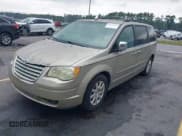 ✅ 2009 Chrysler Town & Country Touring • VIN: 2A8HR54X29R607462 • Lot: 42929545. Wystawiony na IAAI z przebiegiem 86 997 mil. Bezpłatny archiwum sprzedaży aukcyjnych z USA i szczegółowy raport historii pojazdu na DreamBid. Zdjęcie 17.