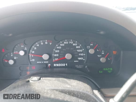 ✅ 2004 Ford Explorer • VIN: 1FMZU83E24UB48730 • Lot: 42007438. Wystawiony na IAAI z przebiegiem 166 246 mil. Bezpłatny archiwum sprzedaży aukcyjnych z USA i szczegółowy raport historii pojazdu na DreamBid. Zdjęcie 7.