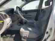 2010 Hyundai Accent GLS z VIN KMHCN4AC2AU480451, wystawiony jako Copart lot #69716034 z przebiegiem 162 717 mil mil oraz Szkoda całkowita • Salvage title. Historia ofert i sprzedaży dostępna na DreamBid. Obrazek 7.