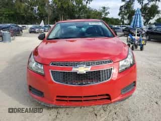 2014 Chevrolet Cruze LS z VIN 1G1PA5SH2E7252500, wystawiony jako Copart lot #82779395 z przebiegiem 192 497 mil mil oraz Szkoda całkowita • Salvage title. Historia ofert i sprzedaży dostępna na DreamBid. Obrazek 5.
