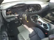 ✅ 2021 Dodge Challenger SRT Hellcat Redeye Widebody • VIN: 2C3CDZL98MH513213 • Lot: 72061444. Wystawiony na Copart z przebiegiem Nie podano. Bezpłatny archiwum sprzedaży aukcyjnych z USA i szczegółowy raport historii pojazdu na DreamBid. Zdjęcie 8.