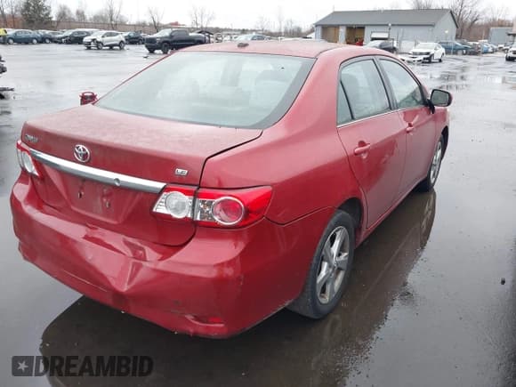 ✅ 2013 Toyota Corolla LE • VIN: 2T1BU4EE4DC972110 • Lot: 43792998. Listed on IAAI with 259,108 mi. Free auction sales archive from the USA and detailed vehicle history report at DreamBid. Image 4.