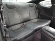 ✅ 2013 Hyundai Genesis Coupe R-Spec • VIN: KMHHU6KJ1DU100182 • Lot: 85316374. Wystawiony na Copart z przebiegiem Nie podano. Bezpłatny archiwum sprzedaży aukcyjnych z USA i szczegółowy raport historii pojazdu na DreamBid. Zdjęcie 10.