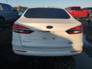 ✅ 2020 Ford Fusion SE • VIN: 3FA6P0T99LR258656 • Lot: 81868435. Wystawiony na Copart z przebiegiem 105 414 mil. Bezpłatny archiwum sprzedaży aukcyjnych z USA i szczegółowy raport historii pojazdu na DreamBid. Zdjęcie 6.