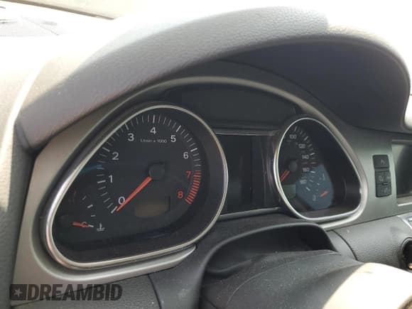 ✅ 2008 Audi Q7 Premium • VIN: WA1BY74L88D045989 • Lot: 68901595. Listed on Copart with Not provided. Free auction sales archive from the USA and detailed vehicle history report at DreamBid. Image 9.