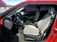 ✅ 2012 Hyundai Veloster w/Red Int • VIN: KMHTC6AD2CU034734 • Lot: 66930434. Wystawiony na Copart z przebiegiem 148 972 mil. Bezpłatny archiwum sprzedaży aukcyjnych z USA i szczegółowy raport historii pojazdu na DreamBid. Zdjęcie 7.