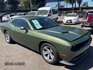 ✅ 2020 Dodge Challenger SXT • VIN: 2C3CDZAG1LH222441 • Lot: 44168273. Wystawiony na Copart z przebiegiem 54 335 mil. Bezpłatny archiwum sprzedaży aukcyjnych z USA i szczegółowy raport historii pojazdu na DreamBid. Zdjęcie 1.